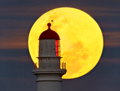 Moonrise at Split Point lighthouse, Aireys Inlet - Bells Fine Art
